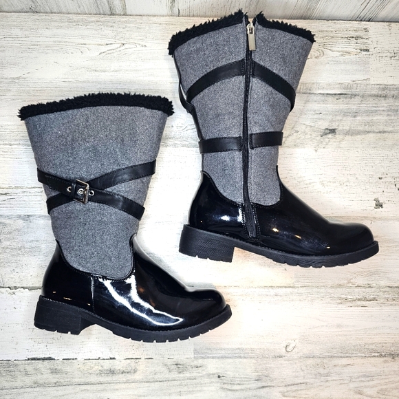 Women's Catherines Black & Gray Boots Side Zipper Mid Calf 8W Fleece Lined - Picture 2 of 11